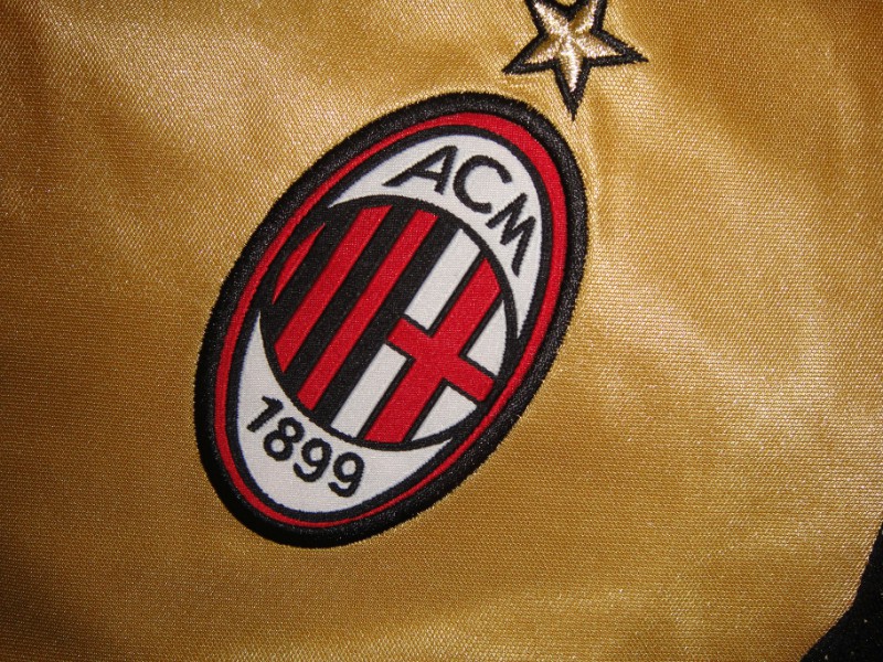 13-14 AC Milan Away Golden Jersey Kit(Shirt+Short) - Click Image to Close